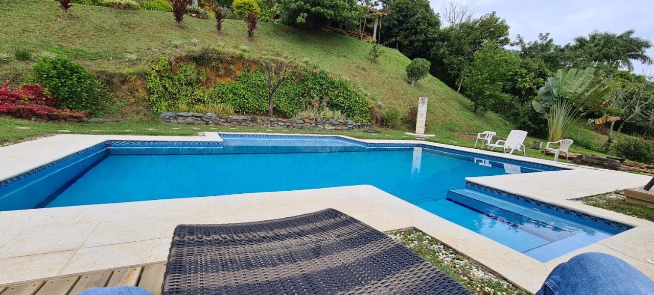 Finca Hotel Tierra Verde Girardota Buitenkant foto