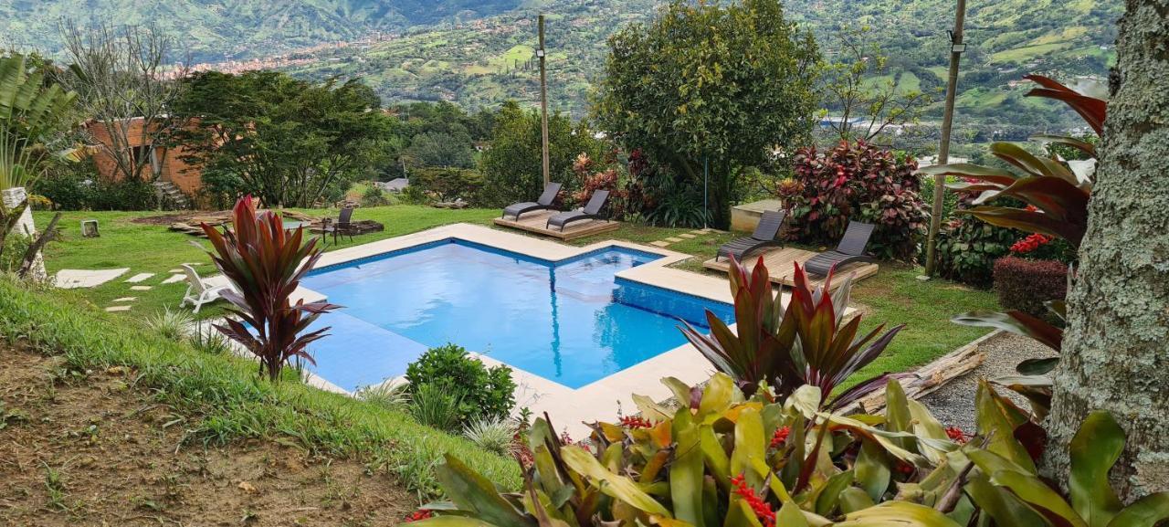 Finca Hotel Tierra Verde Girardota Buitenkant foto
