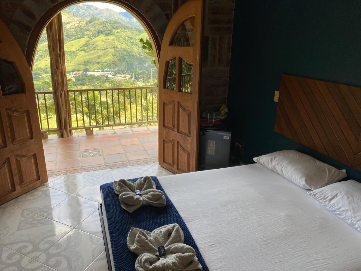 Finca Hotel Tierra Verde Girardota Buitenkant foto