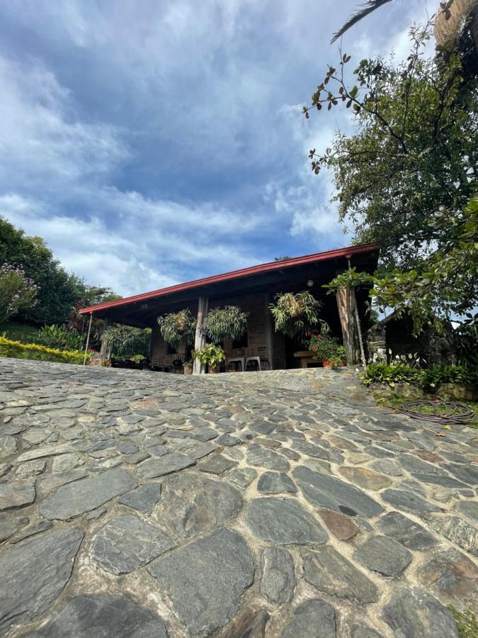 Finca Hotel Tierra Verde Girardota Buitenkant foto